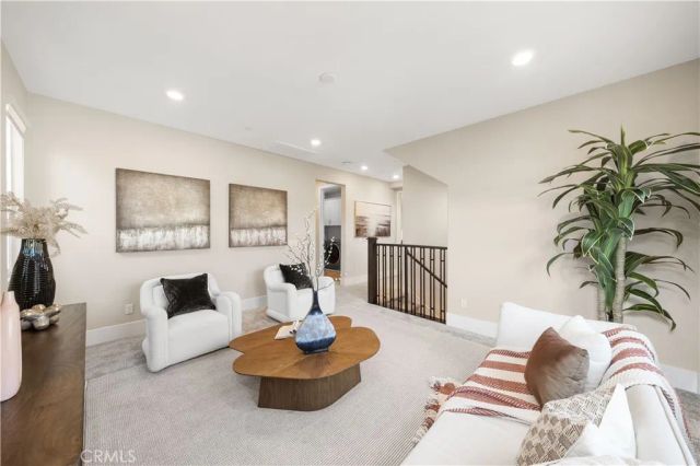 72 Ray, Irvine, CA 92618