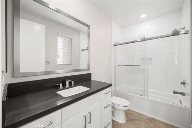 72 Ray, Irvine, CA 92618