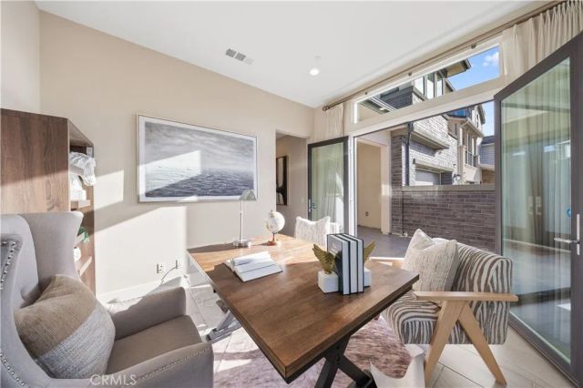 72 Ray, Irvine, CA 92618