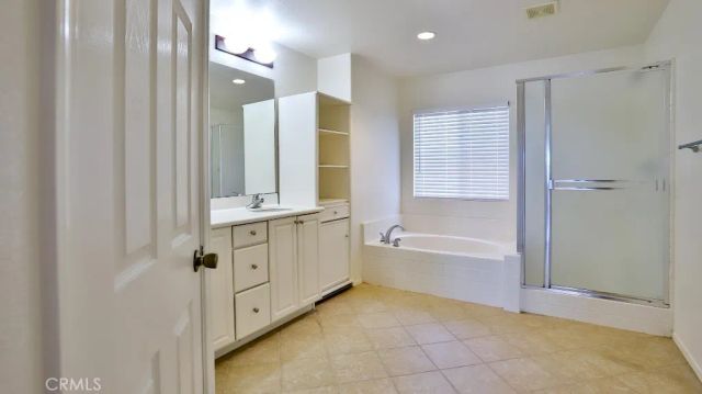 14131 Desert Rose Street, Hesperia, CA 92344