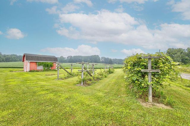 7935 Lafayette Road NW, Newark, OH 43055