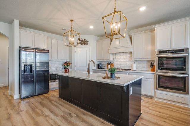 11709 Sand Cat Court, Godley, TX 76044