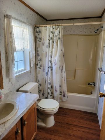 826 Clover Ln, Murrysville, PA 15668