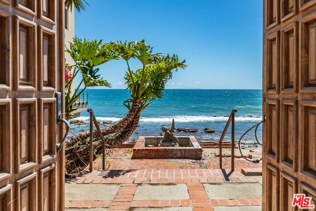 24236 Malibu Road, Malibu, CA 90265