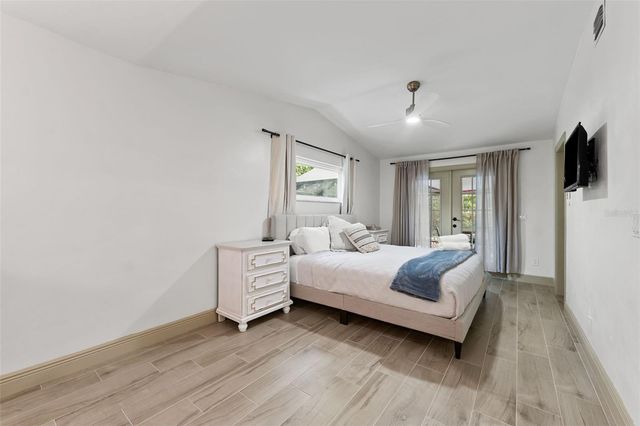 1830 LAKEVIEW RD, Clearwater, FL 33764