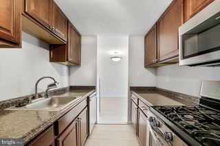 4600 DUKE ST #719, Alexandria, VA 22304