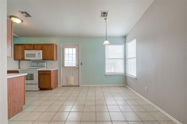 1209 Briar Patch Way, Norman, OK 73071