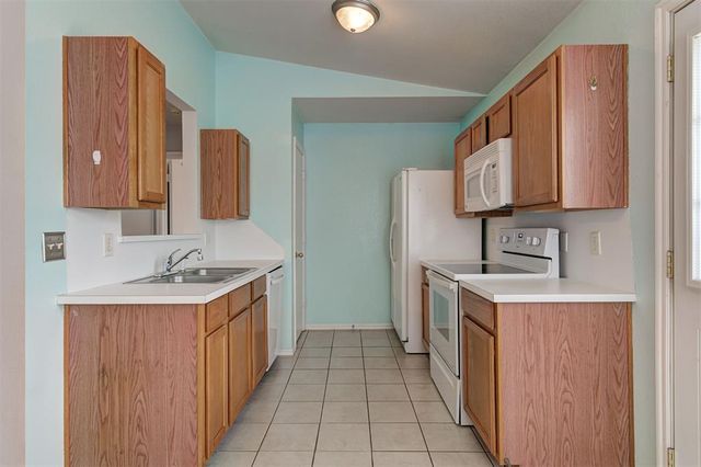 1209 Briar Patch Way, Norman, OK 73071