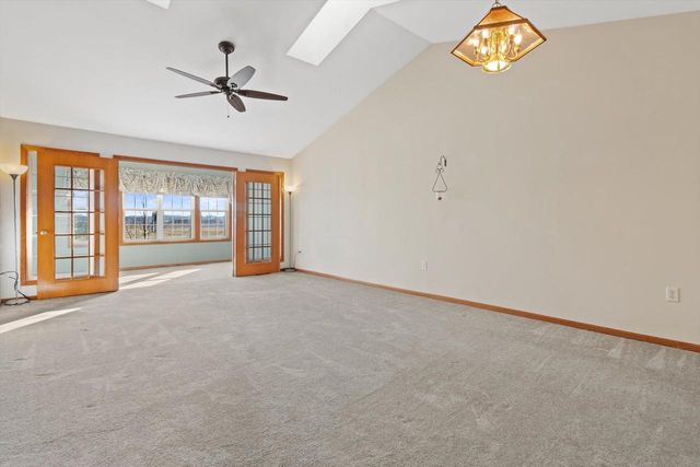 3024 Edmonton Drive, Sun Prairie, WI 53590