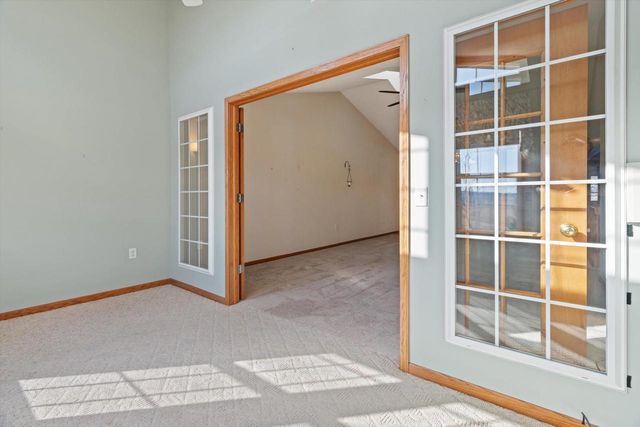 3024 Edmonton Drive, Sun Prairie, WI 53590