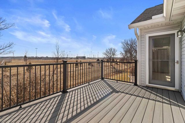 3024 Edmonton Drive, Sun Prairie, WI 53590