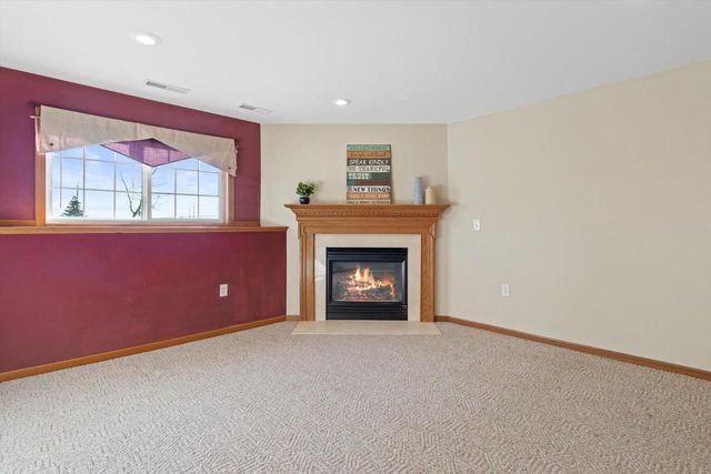 3024 Edmonton Drive, Sun Prairie, WI 53590