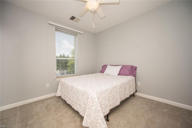 2308 Mariners Mark Way Apt 203, Virginia Beach, VA 23451