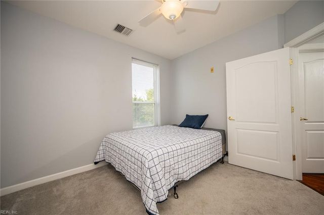 2308 Mariners Mark Way Apt 203, Virginia Beach, VA 23451