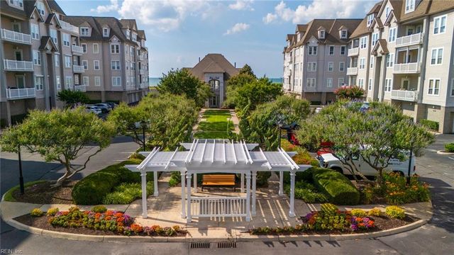 2308 Mariners Mark Way Apt 203, Virginia Beach, VA 23451