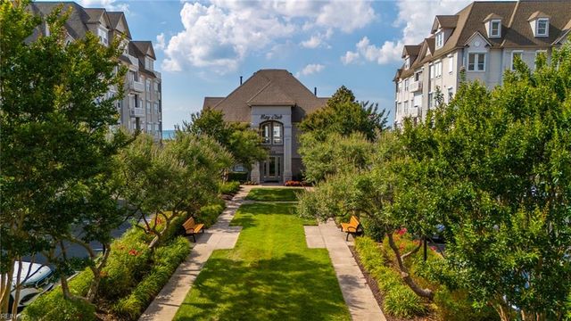 2308 Mariners Mark Way Apt 203, Virginia Beach, VA 23451