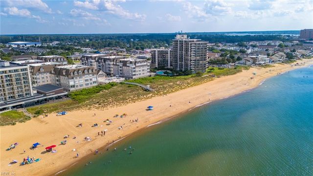 2308 Mariners Mark Way Apt 203, Virginia Beach, VA 23451