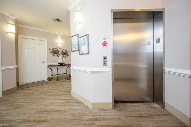 2308 Mariners Mark Way Apt 203, Virginia Beach, VA 23451