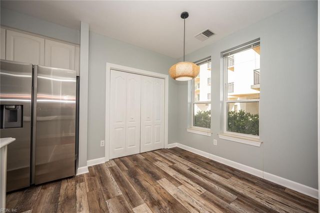 2308 Mariners Mark Way Apt 203, Virginia Beach, VA 23451