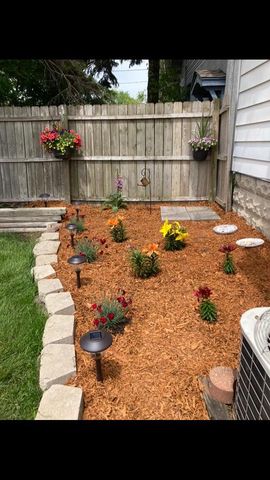 2239 S 73rd STREET, West Allis, WI 53219