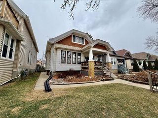 2239 S 73rd STREET, West Allis, WI 53219