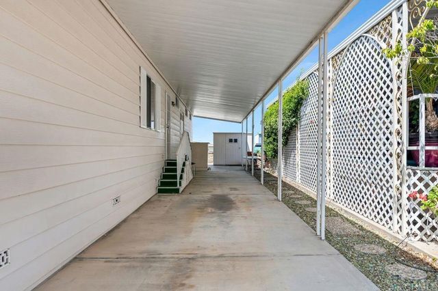 1506 Oak Drive 4, Vista, CA 92084