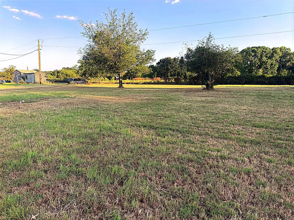204 Dove Drive, Weatherford, TX 76088