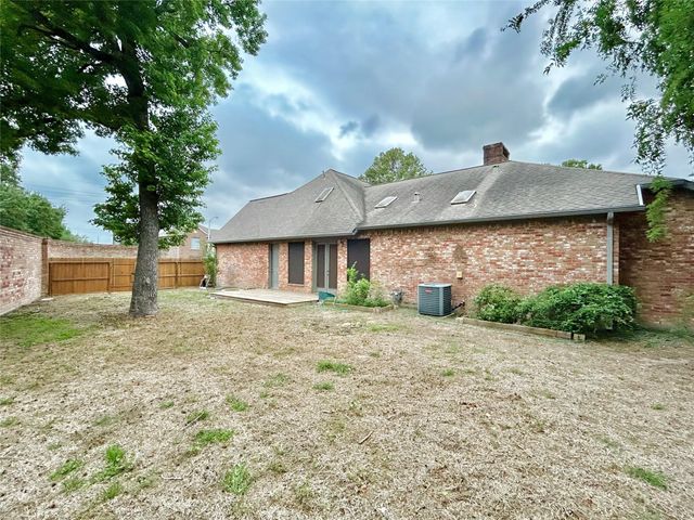 16306 Knightrider Drive, Spring, TX 77379