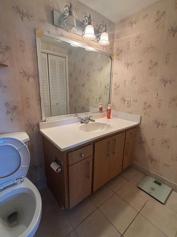 4350 Hillcrest Drive 704, Hollywood, FL 33021