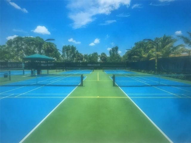 4350 Hillcrest Drive 704, Hollywood, FL 33021