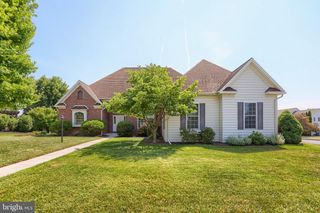 5127 JENNIFER CIR, Mechanicsburg, PA 17050