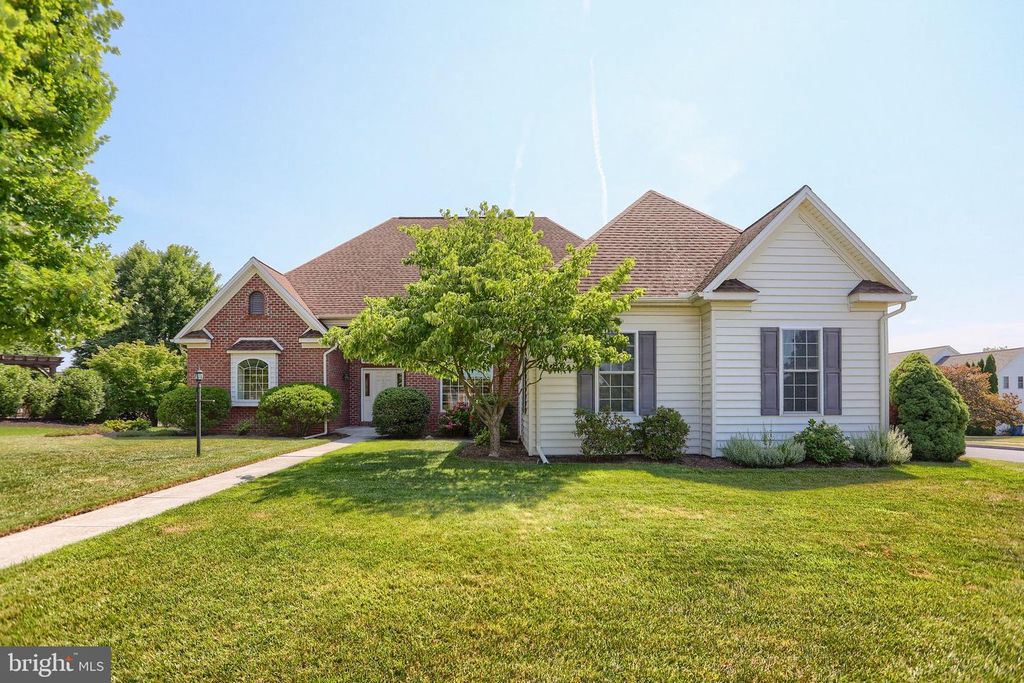 5127 JENNIFER CIR, Mechanicsburg, PA 17050