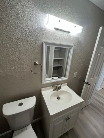 2017 Tolosa Drive, Dallas, TX 75228