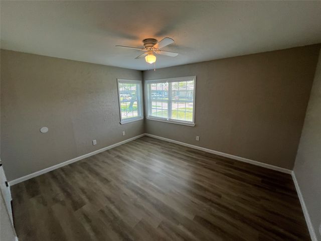 2017 Tolosa Drive, Dallas, TX 75228