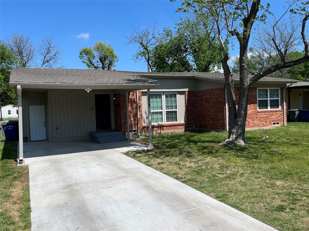 2017 Tolosa Drive, Dallas, TX 75228