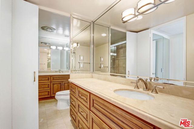 10433 Wilshire Boulevard 1001, Los Angeles, CA 90024