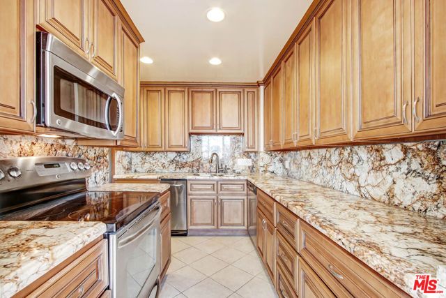 10433 Wilshire Boulevard 1001, Los Angeles, CA 90024