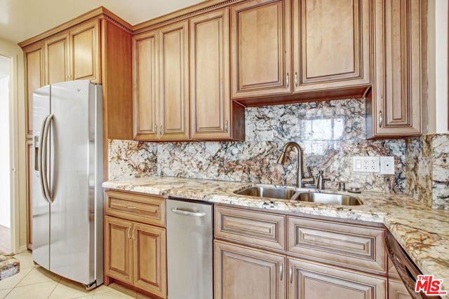 10433 Wilshire Boulevard 1001, Los Angeles, CA 90024