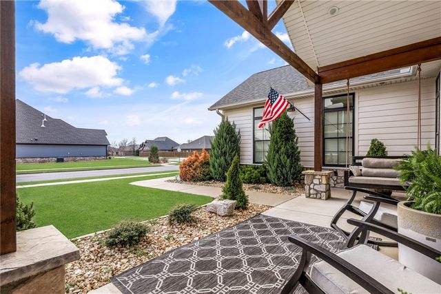 830 Big Horn Street, Bentonville, AR 72712