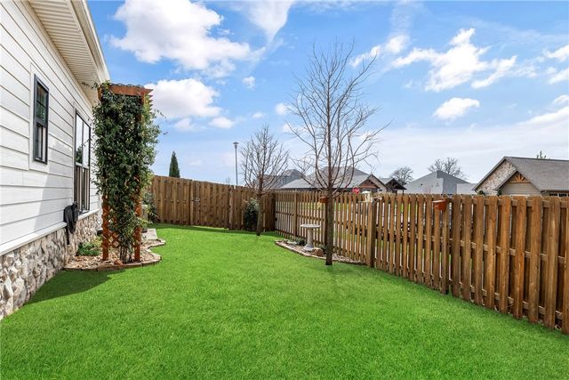 830 Big Horn Street, Bentonville, AR 72712