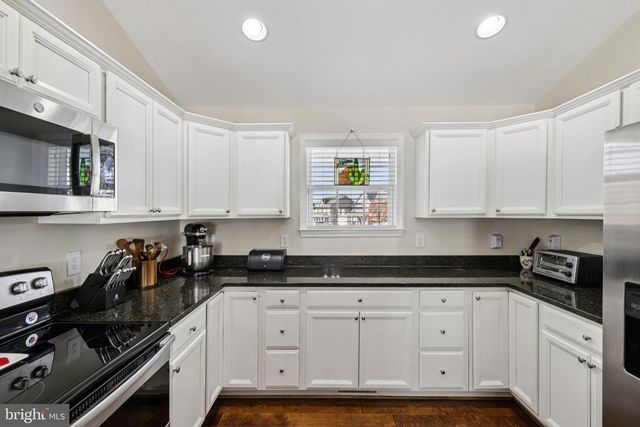 268 SHANNON CT, Inwood, WV 25428