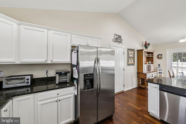 268 SHANNON CT, Inwood, WV 25428