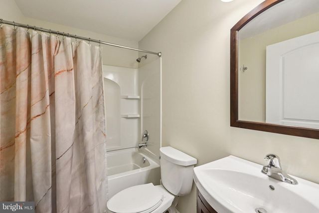 268 SHANNON CT, Inwood, WV 25428