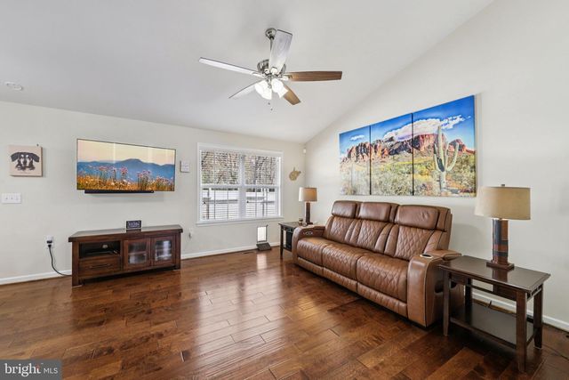 268 SHANNON CT, Inwood, WV 25428