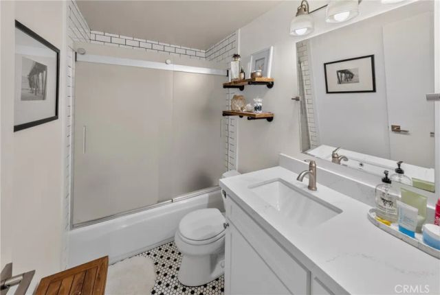 800 Camino Real 302, Redondo Beach, CA 90277