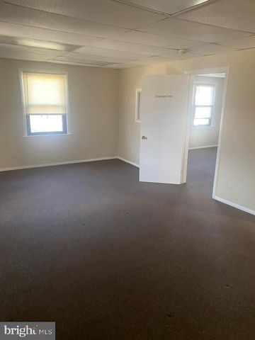 175 WHITE HORSE RD, Voorhees, NJ 08043