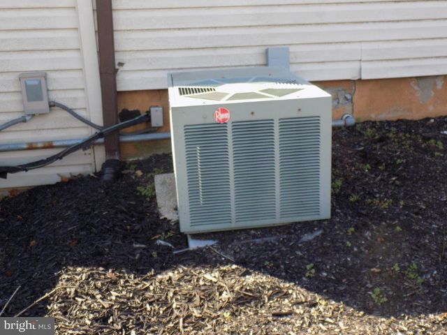 175 WHITE HORSE RD, Voorhees, NJ 08043