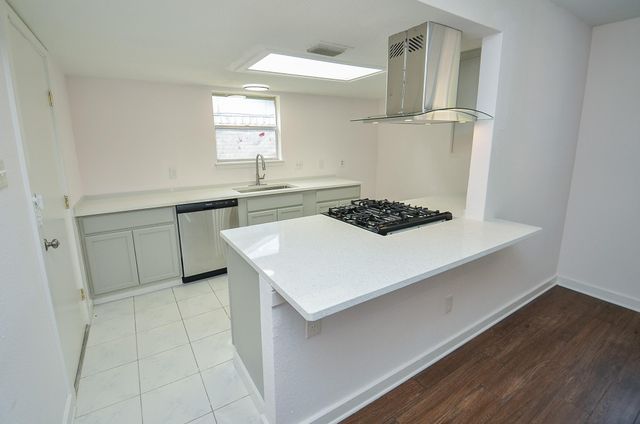 3722 Brier Gardens Drive, Houston, TX 77082