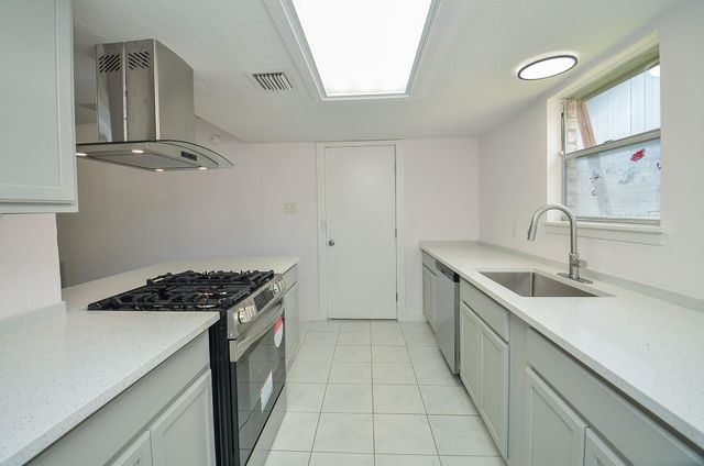 3722 Brier Gardens Drive, Houston, TX 77082