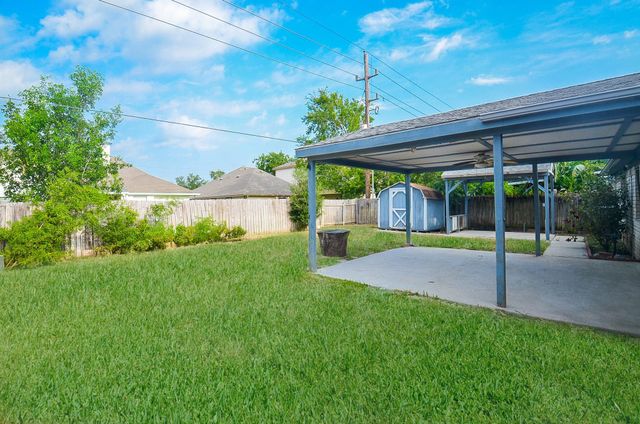 3722 Brier Gardens Drive, Houston, TX 77082